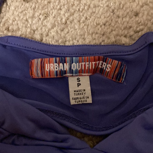 Urban Outfitters backless plunge top - Picture 4 of 4